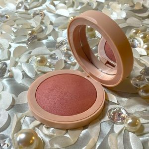 EM Cosmetics Heaven’s Glow in Magic Hour ✨ LIKE NEW